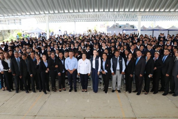 Gobierno de Tony Gali promueve ambientes saludables para los adolescentes