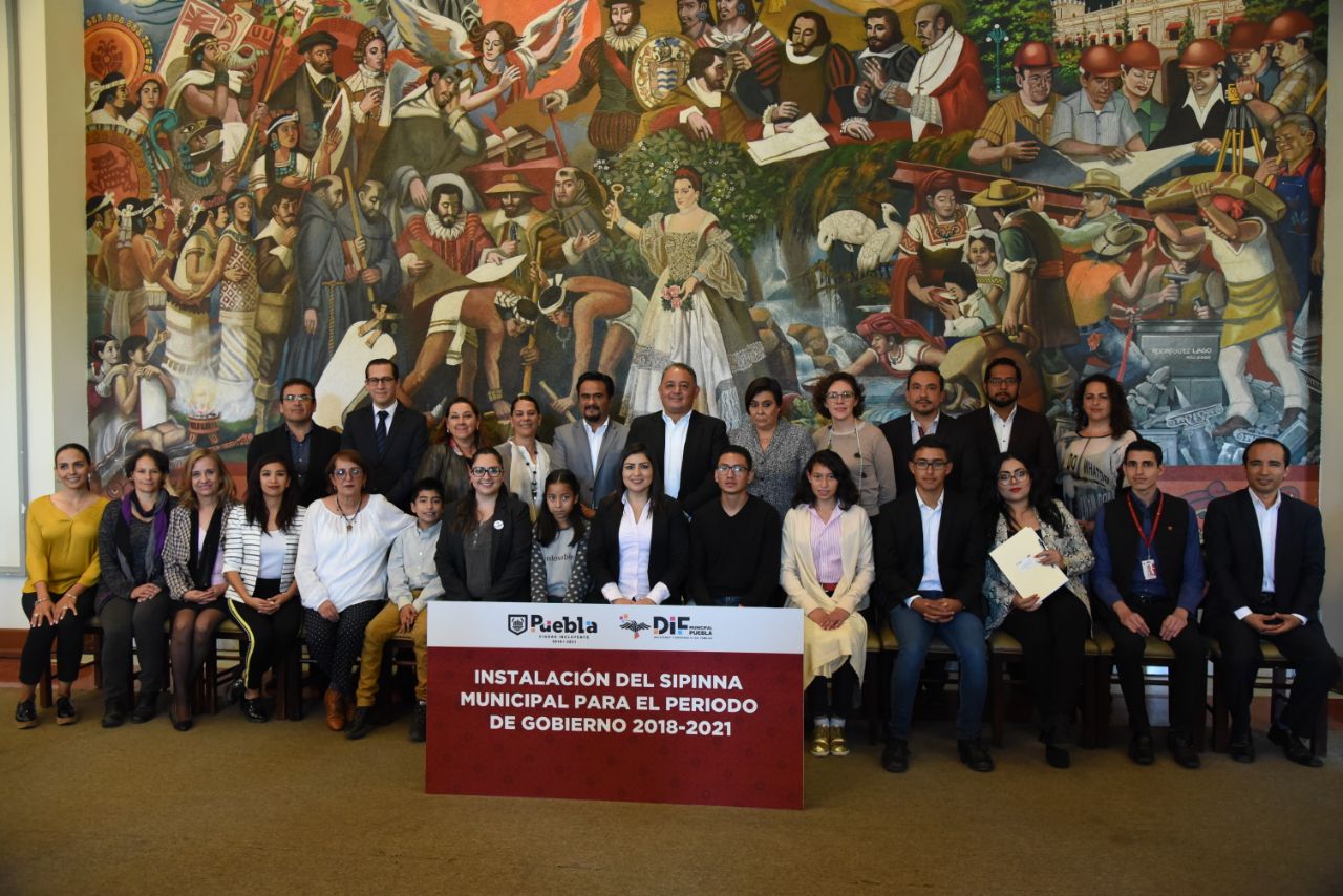 Hacer equipo para proteger a niñas y niños, convoca Claudia Rivera