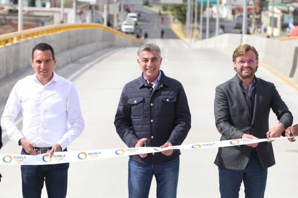 Inaugura Tony Gali puente Xonacatepec-Las Torres