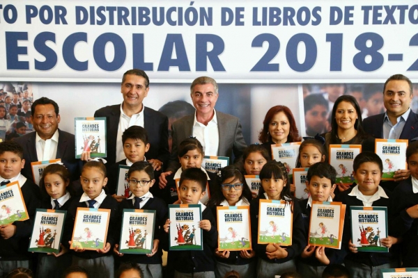 Puebla, a la vanguardia en distribución de libros de texto gratuitos