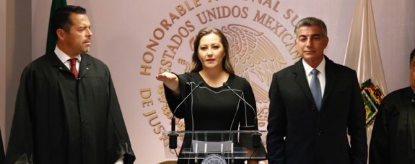 Martha Erika Alonso rinde protesta como Gobernadora Constitucional