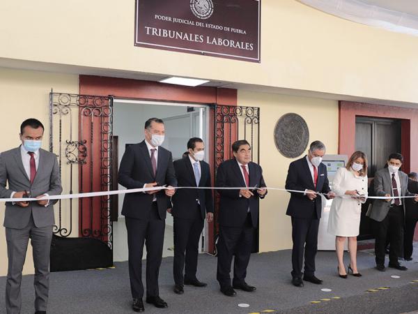 Por justicia y para evitar abusos se regulará en Puebla hasta cuánto cobrarán abogados por Laudo