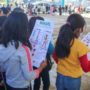 Regresan a clases presenciales estudiantes de 563 escuelas de la Sierra Norte