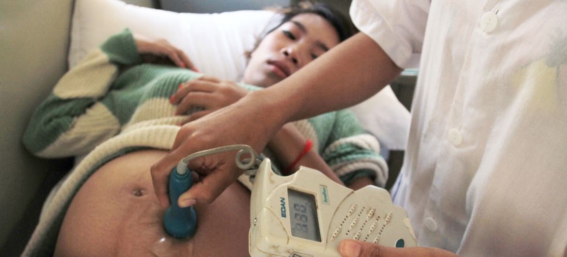 Mortalidad materna entre las mujeres más pobres de América Latina es siete veces mayor que la de las mujeres más ricas