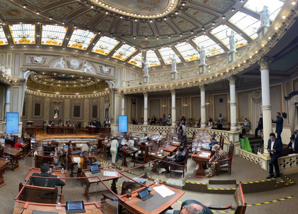 Salón de plenos Congreso del estado de Puebla