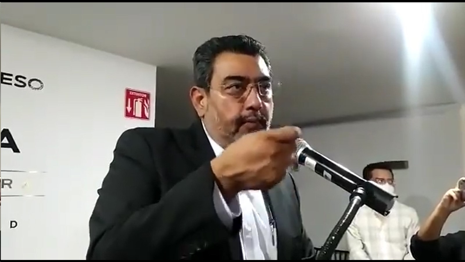 Justifica presidente del Congreso Sergio Salomón incremento a tarifas del agua en Puebla