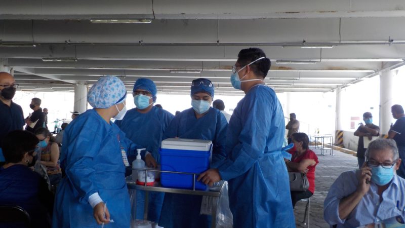 Puebla cumplió con la meta de aplicar 644 mil vacunas y ninguna caducó, recibe reconocimiento de Salud federal