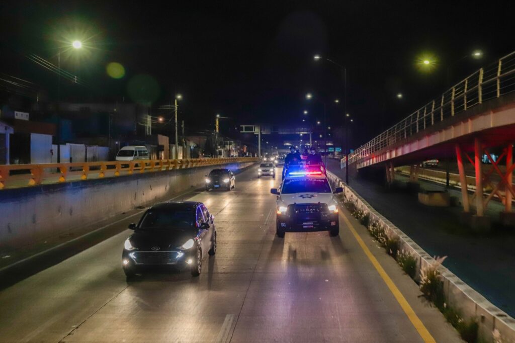 INAUGURA EL GOBERNADOR MIGUEL BARBOSA EN EL PERIFERICO_ECOLOGICO_ LA ILUMINACION_