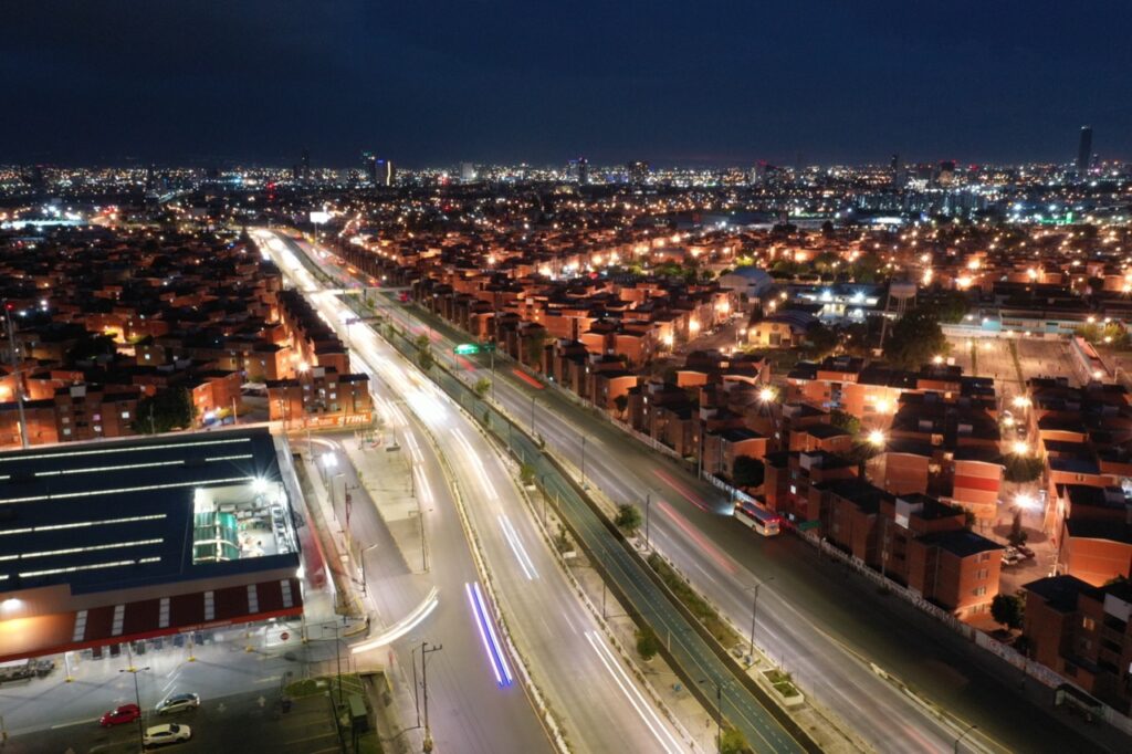 INAUGURA EL GOBERNADOR MIGUEL BARBOSA EN EL PERIFERICO_ECOLOGICO_ LA ILUMINACION_