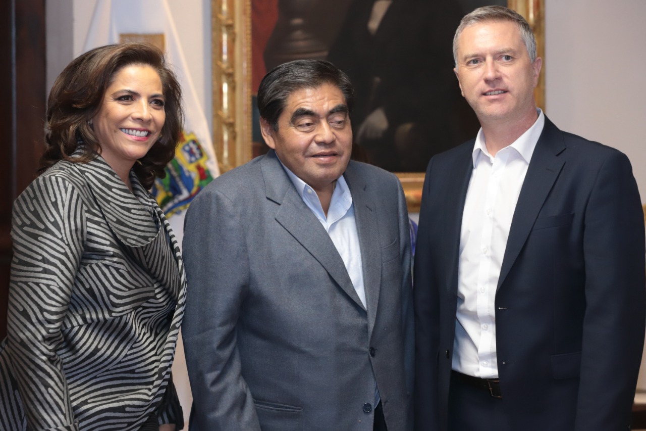 Volkswagen de México presentó ante el gobernador Miguel Barbosa sus proyectos de inversión que se detonarán para la entidad