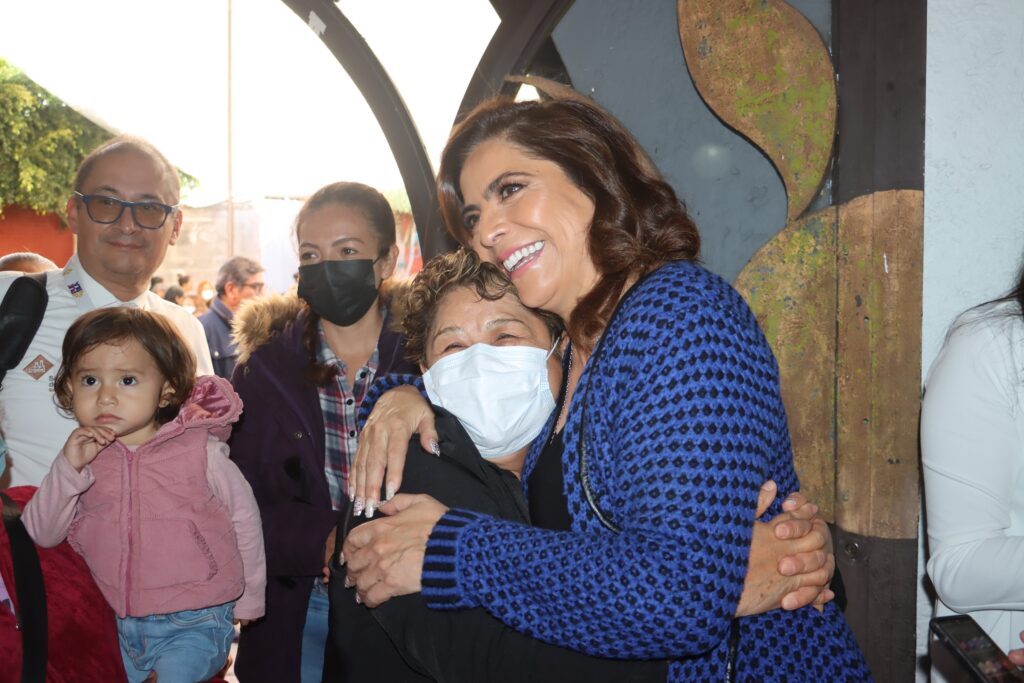 En Puebla, más de un millón 300 mil mujeres desarrollan actividades productivas: Olivia Salomón 