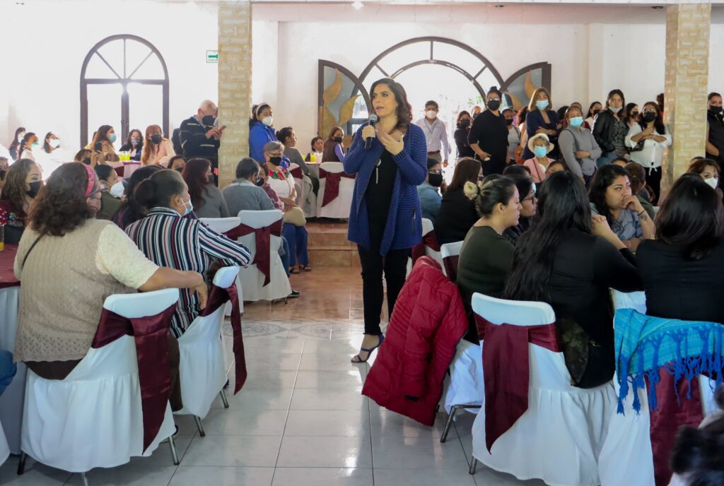 En Puebla, más de un millón 300 mil mujeres desarrollan actividades productivas: Olivia Salomón 