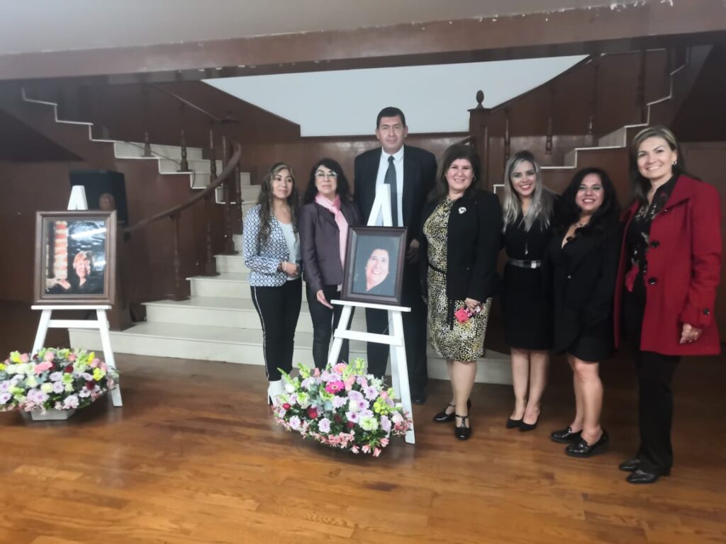 Silva Elena, Esbeide Adonaji y Arturo Manuel Del Valle y Balbuena