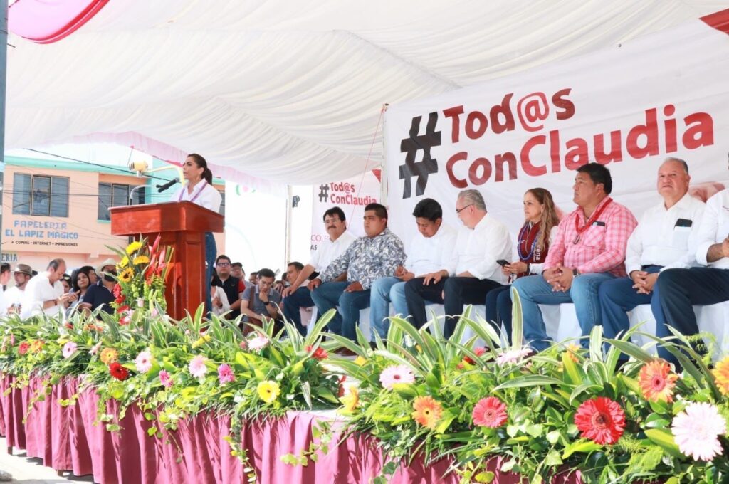 Desarrollo productivo en las regiones evita que migren los jóvenes mixtecos: Olivia Salomón