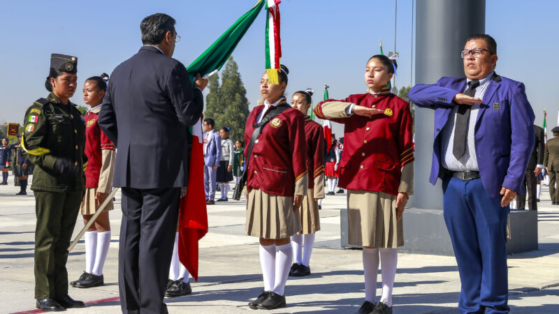 Convoca Sergio Salomón a emprender una revolución de conciencias