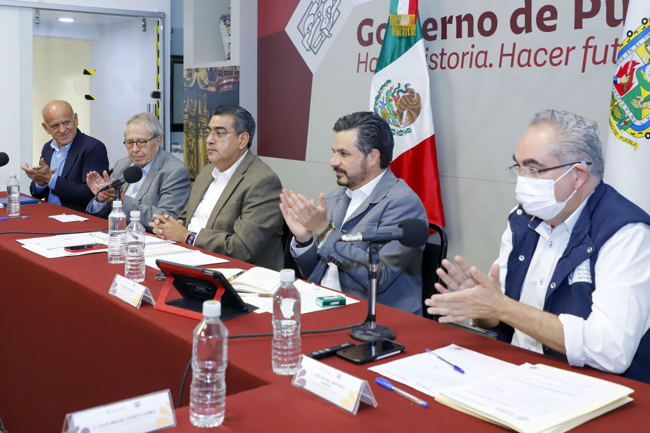 Instalan Puebla y el IMSS mesa de análisis sobre federalización de los servicios de salud