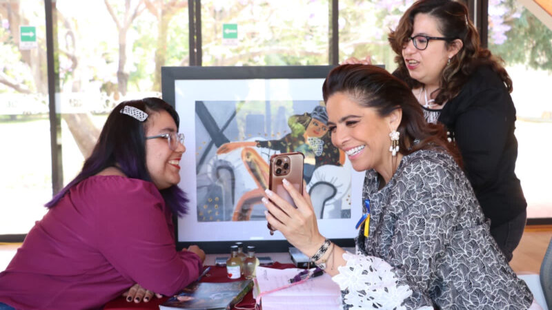 Con programa “Registro de Marca”, Economía Puebla orienta a emprendedoras con capacidades especiales