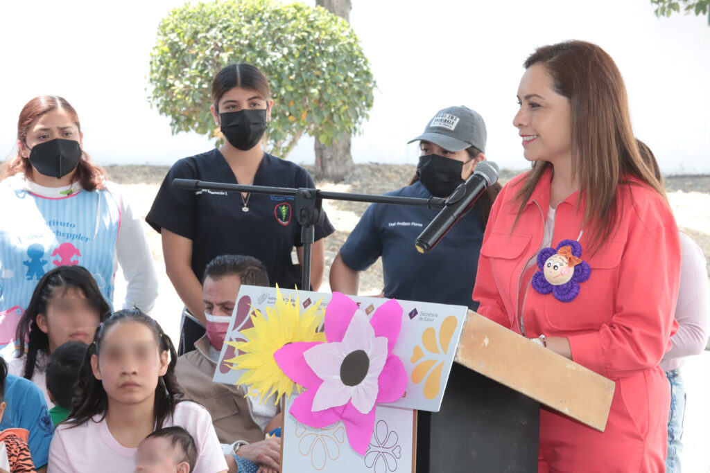 Con acciones de corazón se atiende a niñas, niños y adolescentes: Gaby Bonilla