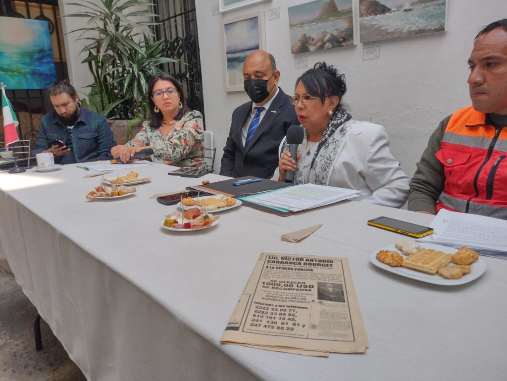 EJEMPLAR DEL PERIÓDICO EL SOL DE PUEBLA