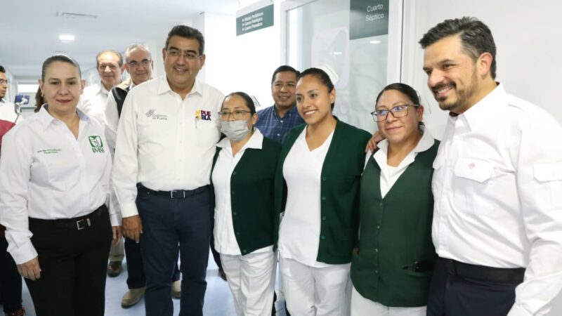 Inauguran Sergio Salomón y Zoé Robledo Hospital del IMSS en Cuautlancingo
