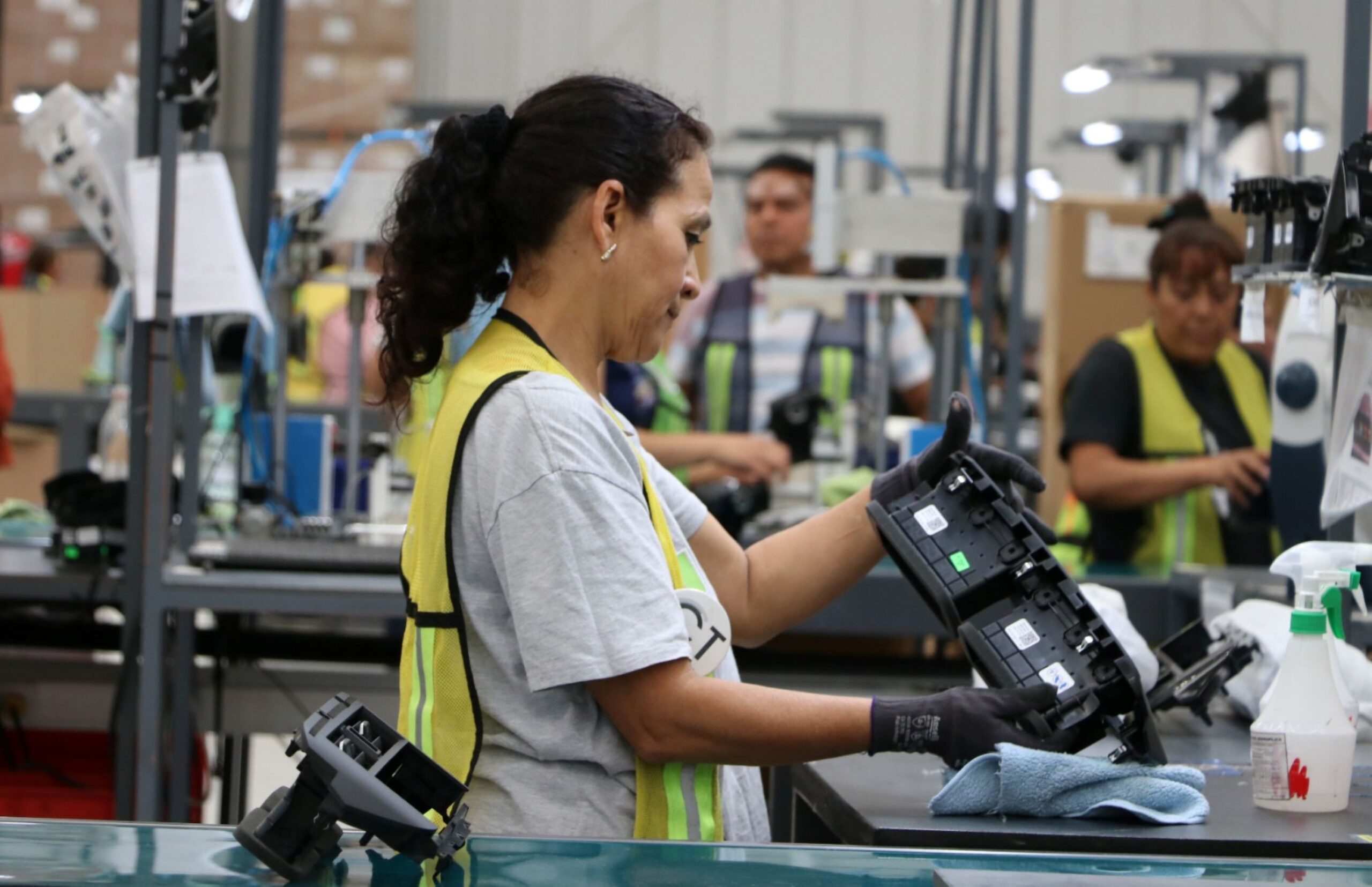 Puebla primer lugar en crecimiento de empleos en empresas IMMEX: Olivia Salomón de Economía