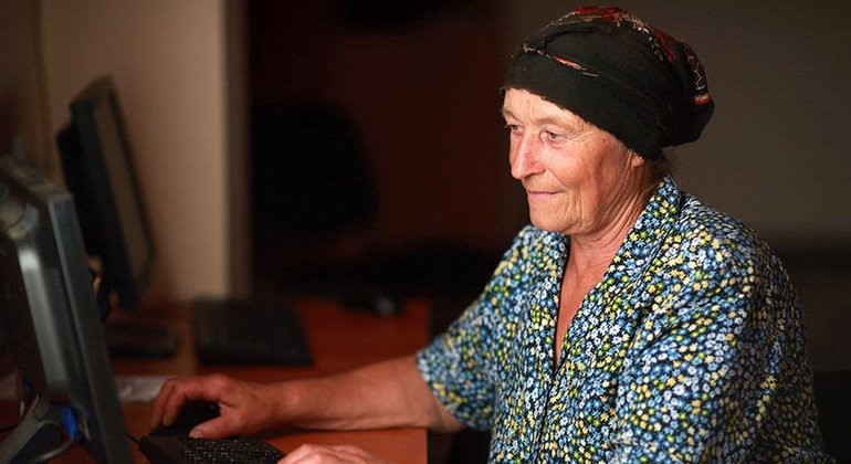 Grupo de Expertos de la ONU pide acabar con la violencia de género en la vejez