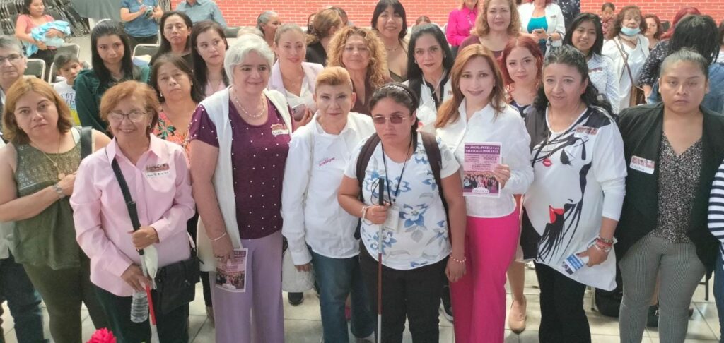 Ceci Arellano se reúne con integrantes del Grupo Puebla 500 