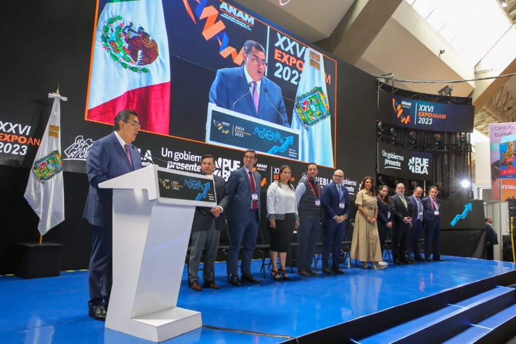 Seguridad, prioridad del gobierno de Puebla: Sergio Salomón   Anuncia 300 mdp en videovigilancia y reactivación de arcos de seguridad