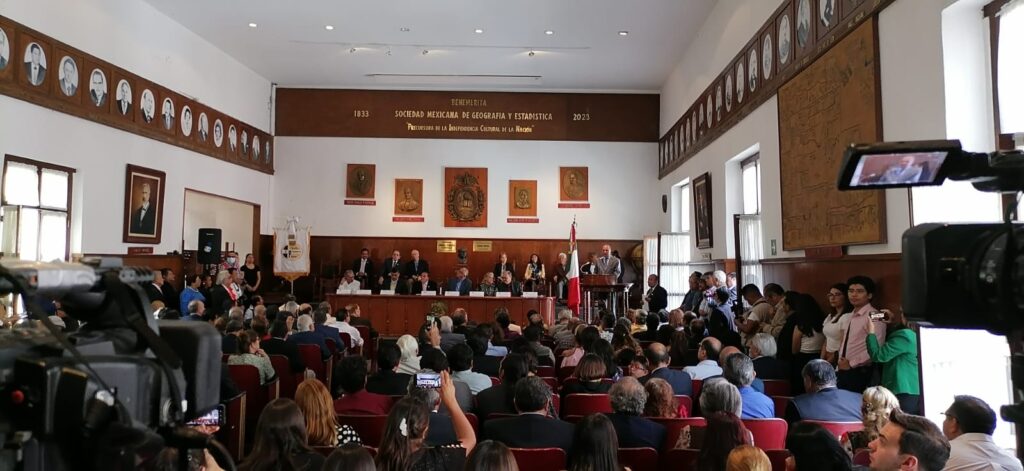 Auditorio Miguel Hidalgo y Costilla de la Benemérita Sociedad Mexicana de Geografía y Estadística en el centro de la Ciudad de México
