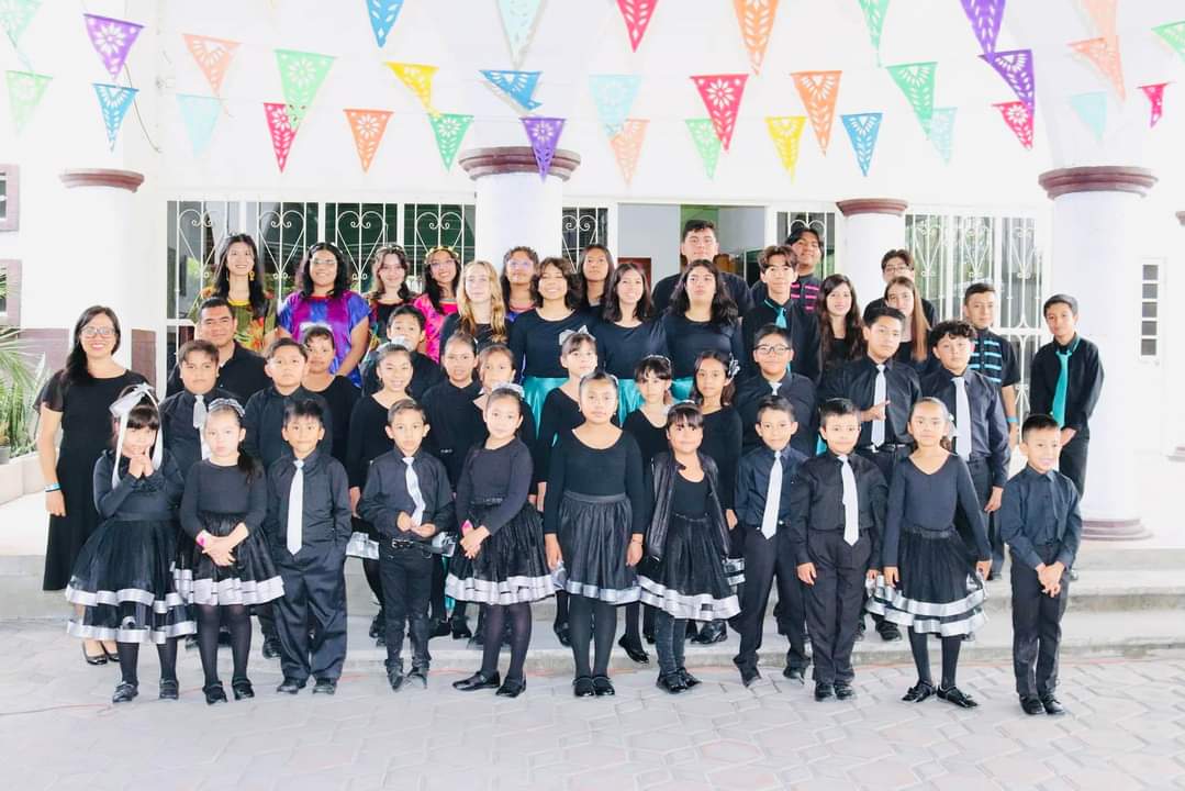 Ayuda a Pequeños Cantores de Atlixco a llegar a Monterrey en 2024