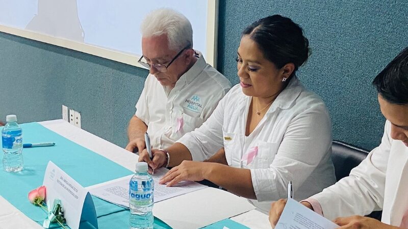 Firma Universidad de la Salud de Puebla convenio de colaboración con Hospital Aqua Condesa de Acapulco