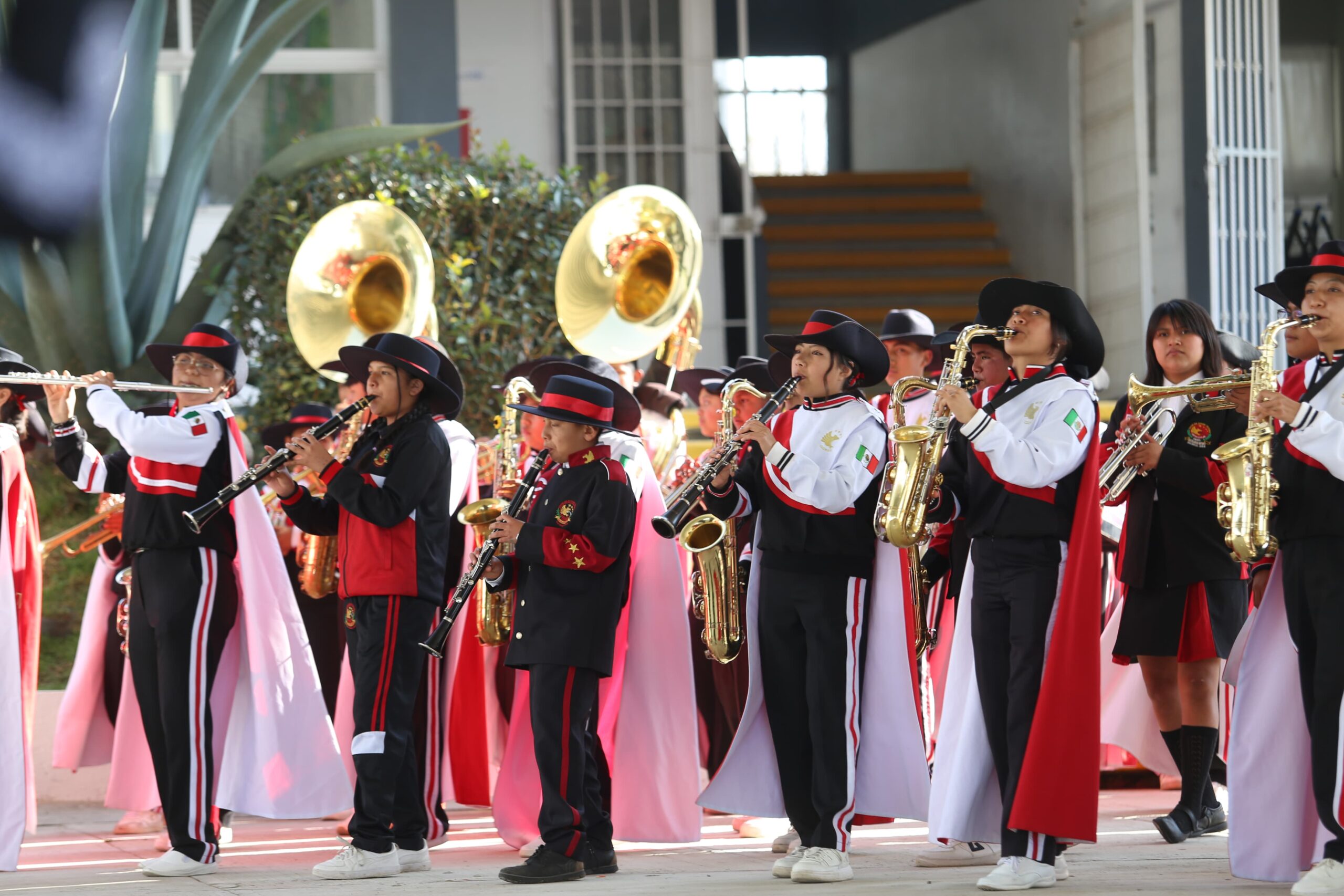 Atiende Puebla a pueblos originarios con obras educativas: Sergio Salomón