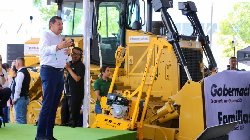 Escuadrón de Seguridad Comunitaria rehabilita accesos a Puebla, para bienestar de familias