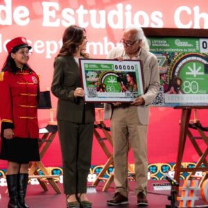 Ocho décadas de Estudios Churubusco resaltan en la imagen del billete de Lotería Nacional