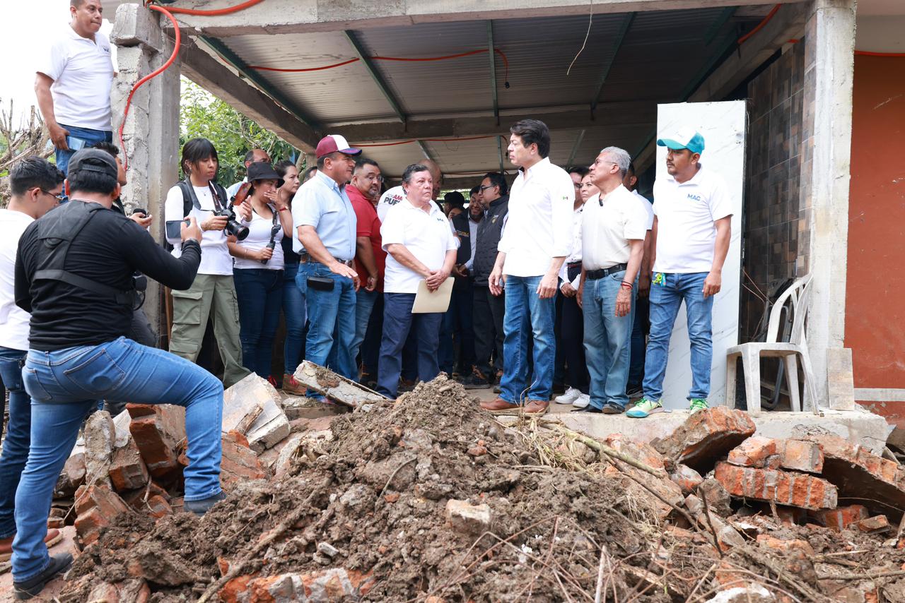 Supervisa titular de la SEP federal escuelas afectadas por las pasadas lluvias