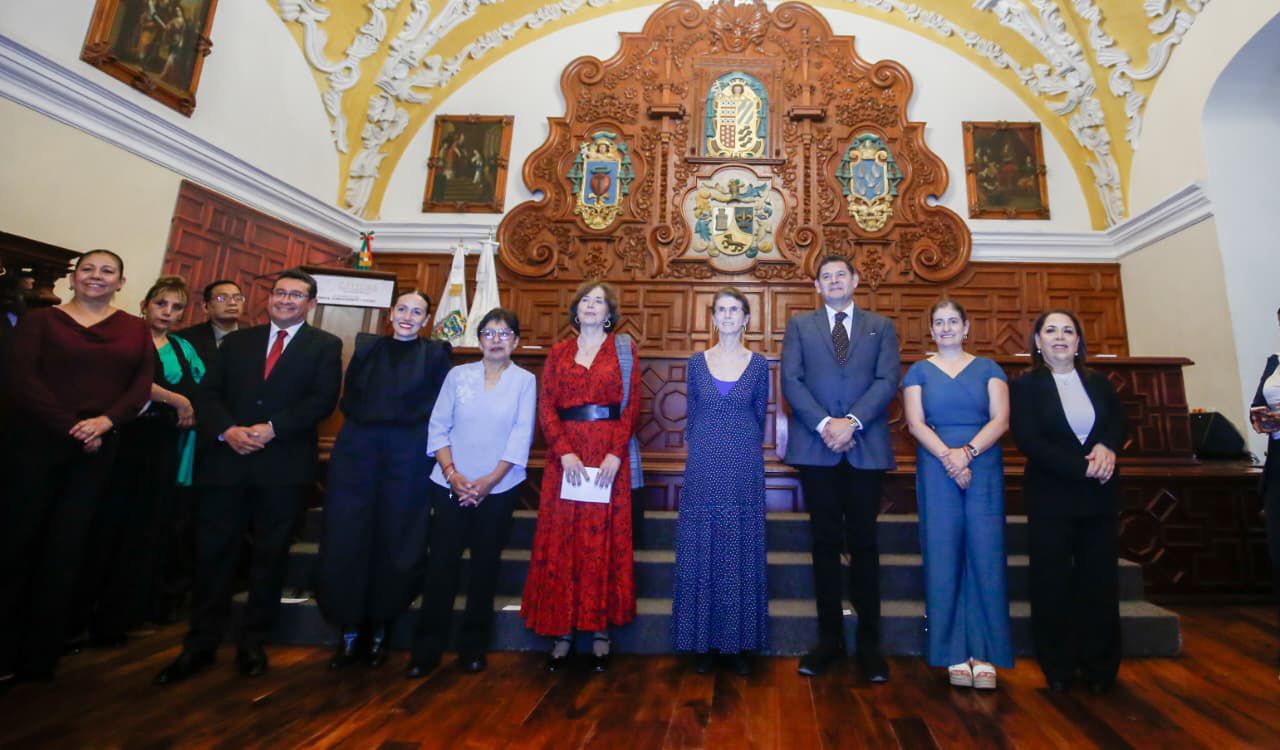 Puebla impulsa ciencia de alto impacto con semiconductores, innovación tecnológica y educación