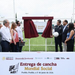 Entregan cancha de fútbol del Mundial Social en el Polideportivo José María Morelos y Pavón