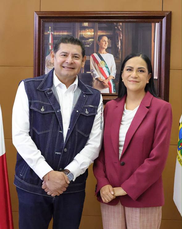 ALEJANDRO ARMENTA Y ARIADNA MONTIEL 3