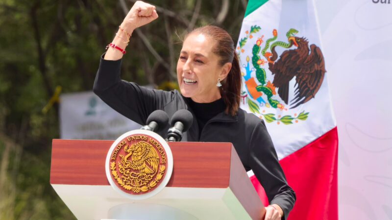 Claudia Sheinbaum decreta renombrar Paso de Cortés en Paso de Pueblos Indígenas, en gira por Puebla