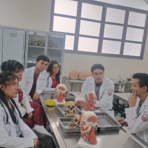 USEP se consolida en la formación de médicos con vocación humanista