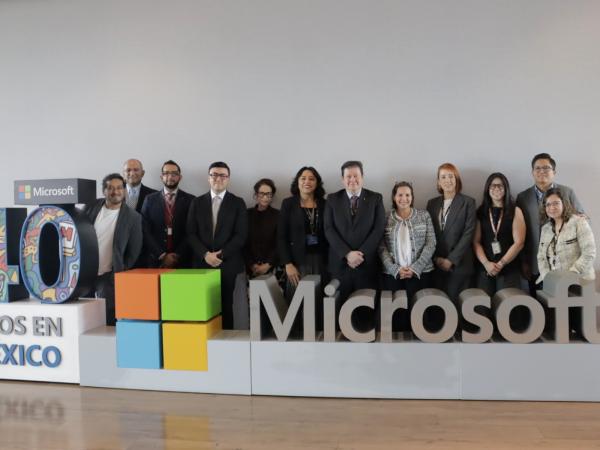 Gobierno de Puebla y Microsoft formalizan alianza para impulsar la inteligencia artificial