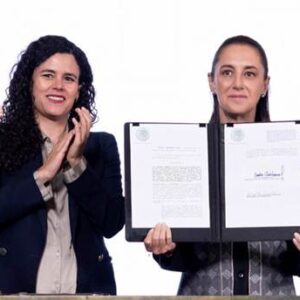 Presidenta firma decreto de nacionalidad única mexicana para aspirantes a la Presidencia, Gubernaturas y Jefatura de Gobierno
