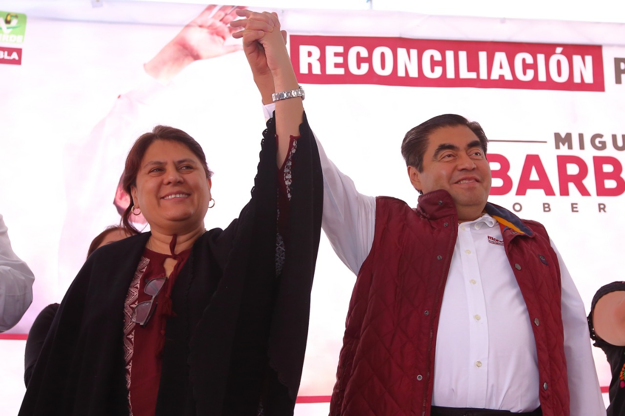 Miguel Barbosa desea que le vaya bien a Enrique Doger, en Acción Nacional