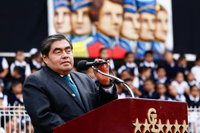 Anuncia Barbosa relanzamiento de Centros Escolares