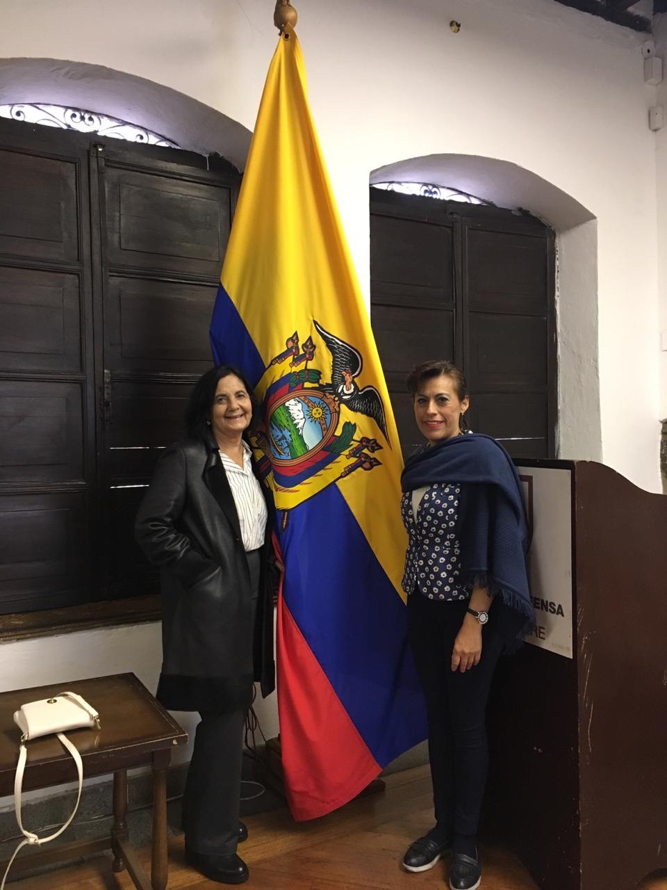 Estrecha relaciones internacionales AMPEP con CECIM, Loja, Ecuador