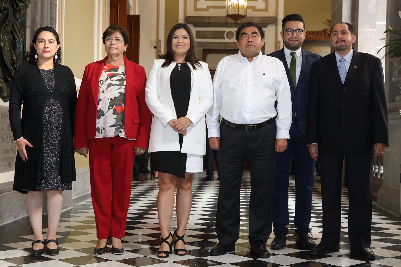 Pide el gobernador Barbosa a Claudia Rivera denunciar  ante la Fiscalía a gobiernos pasados