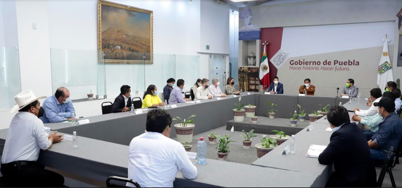 Se acabó «el Año de Hidalgo» advierte el gobernador Miguel Barbosa a las y los 217 alcaldes