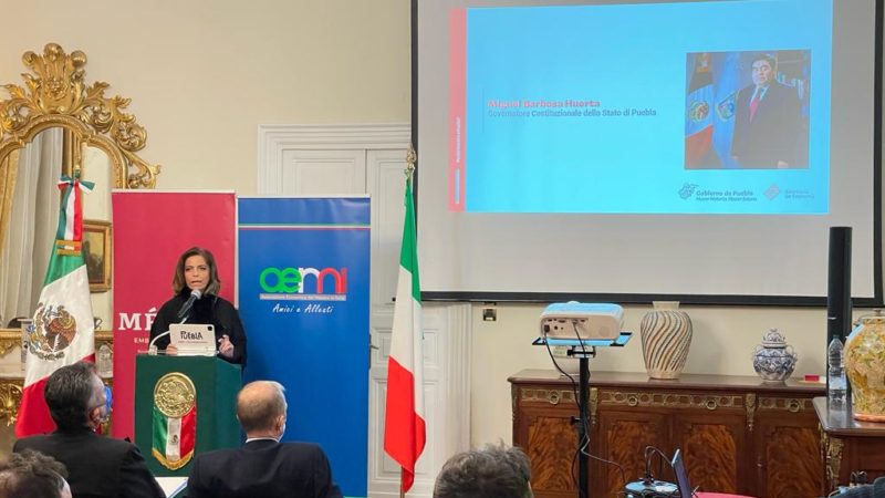 Promueven en Italia, ventajas de invertir en Puebla