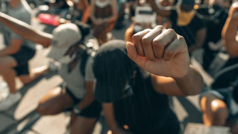 El racismo sigue intoxicando las instituciones y nuestras sociedades: ONU