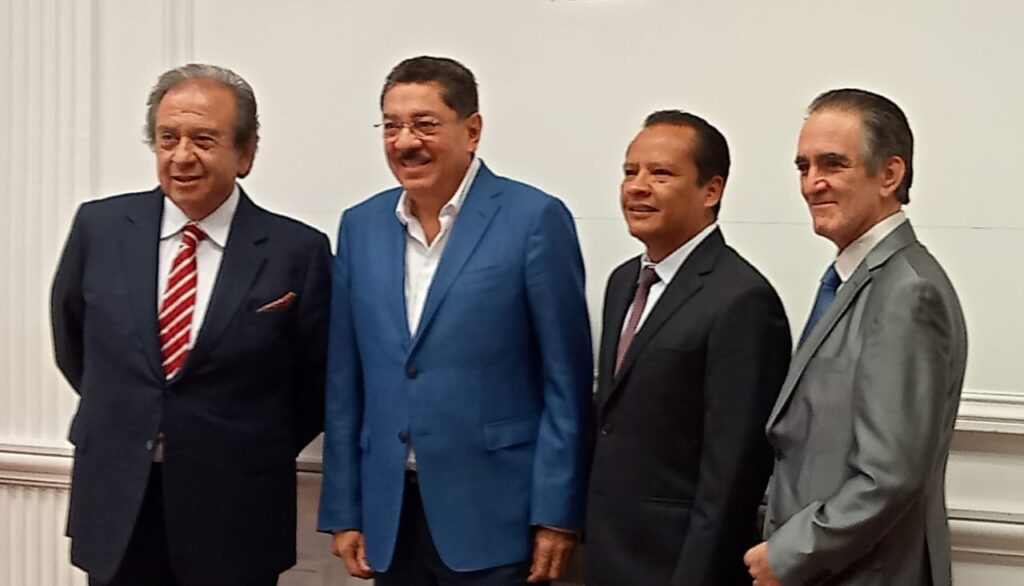 ULISES-RUIZ-Y-EMPRESARIOS